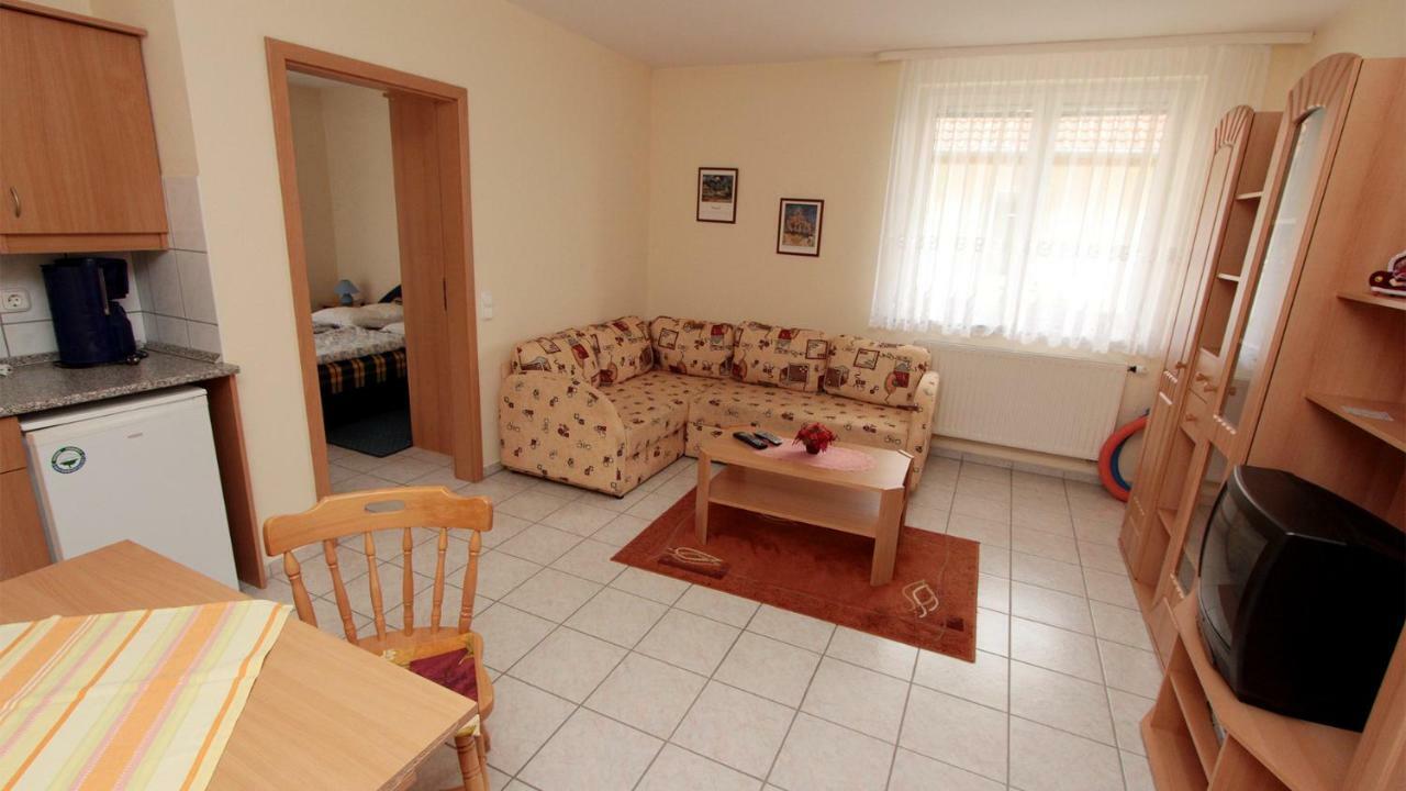 Lena Apartman Hévíz Exterior foto